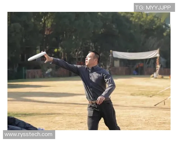 运动员张静专访回顾飞盘之路与体育梦想的追逐与坚持